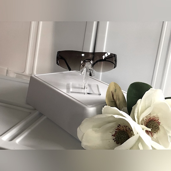 Brand New- Boho -Brown - Wrap Around Sunglasses - Picture 2 of 5